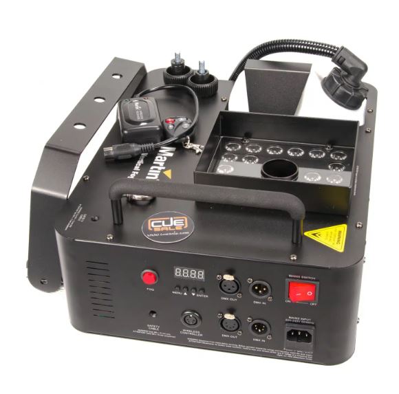 Vertical smoke machine with RGB